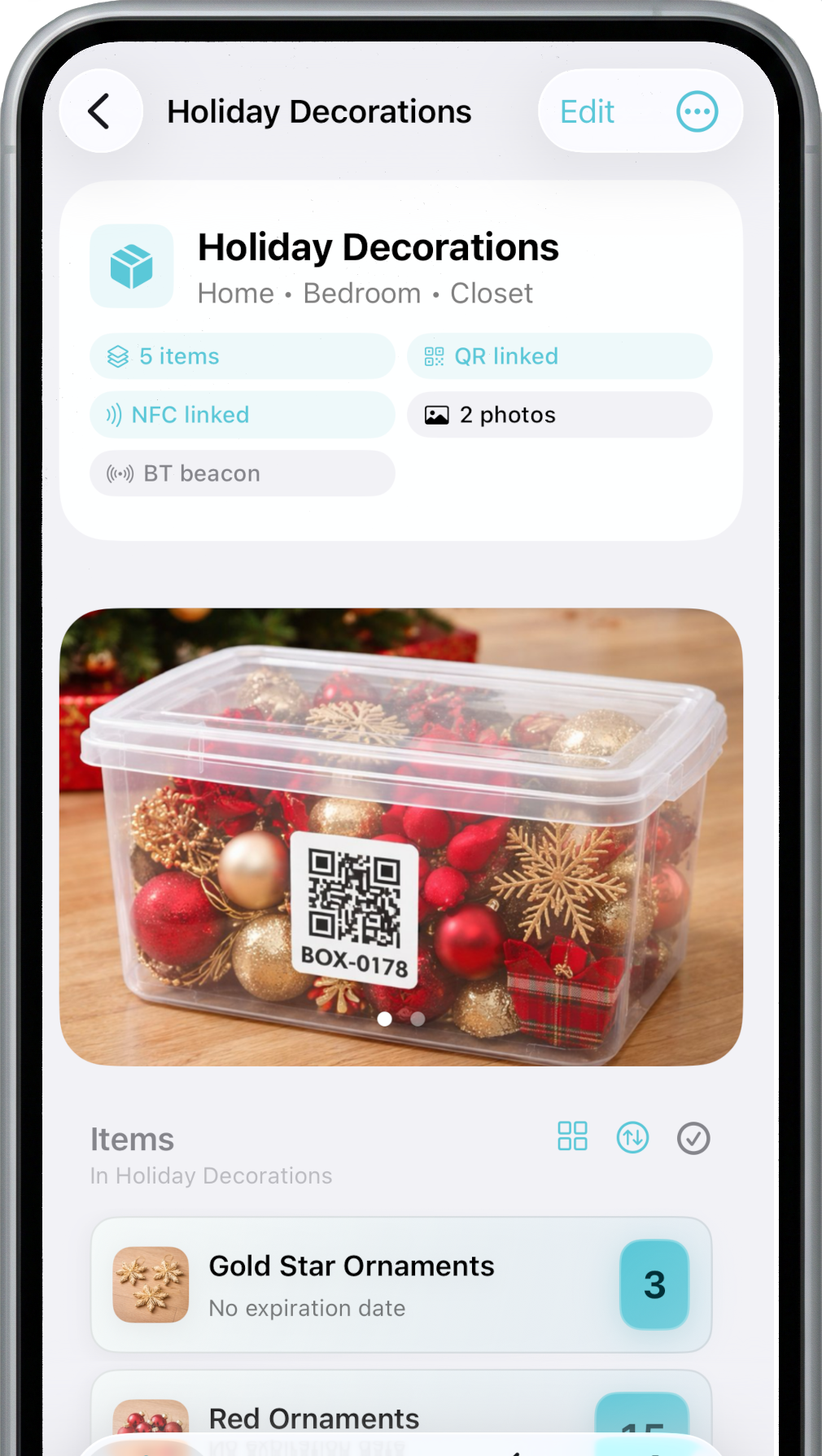 Placefolio iOS box detail screen showing contents and attachments